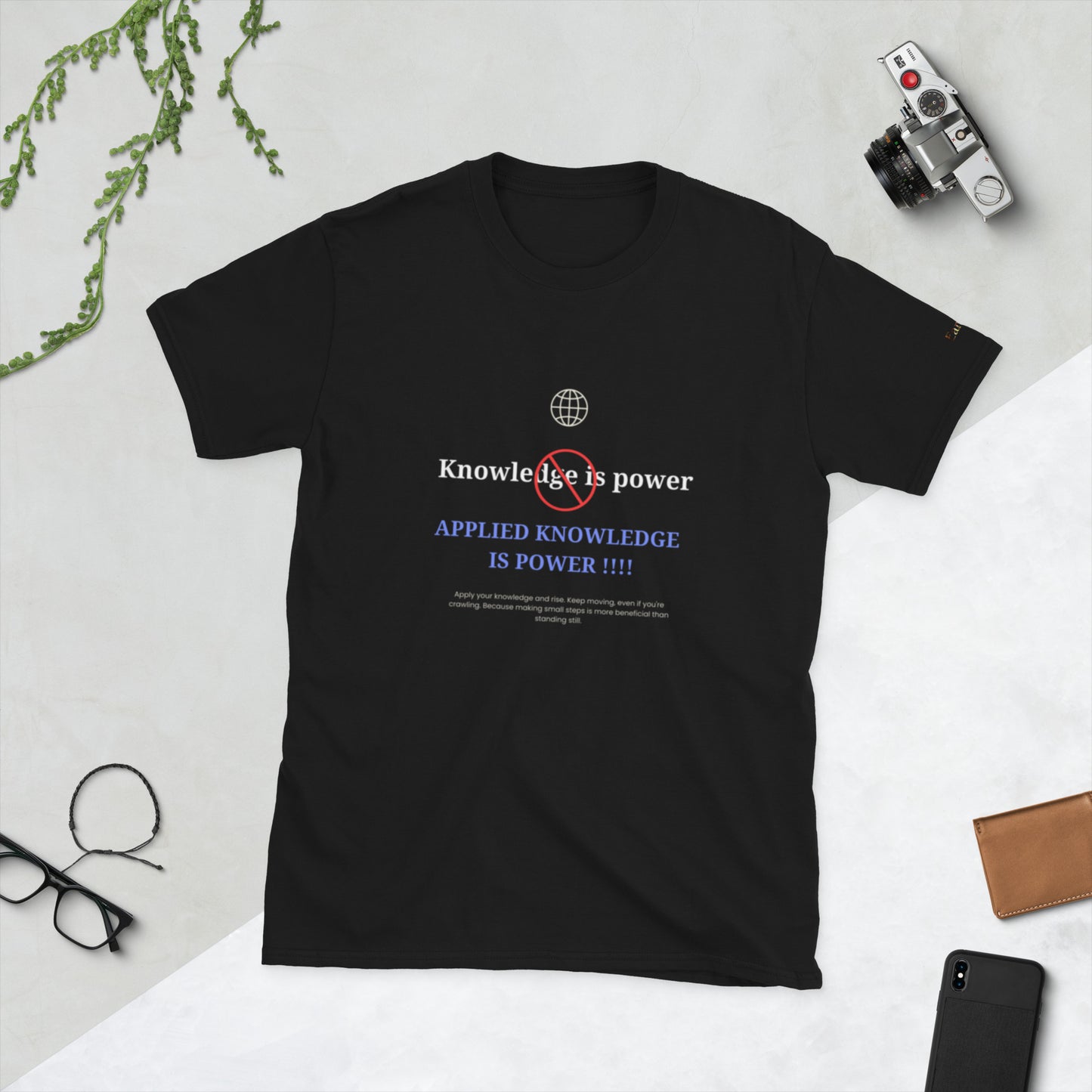 "Knowledge is power" black Short-Sleeve Tee-Shirt (blue design)