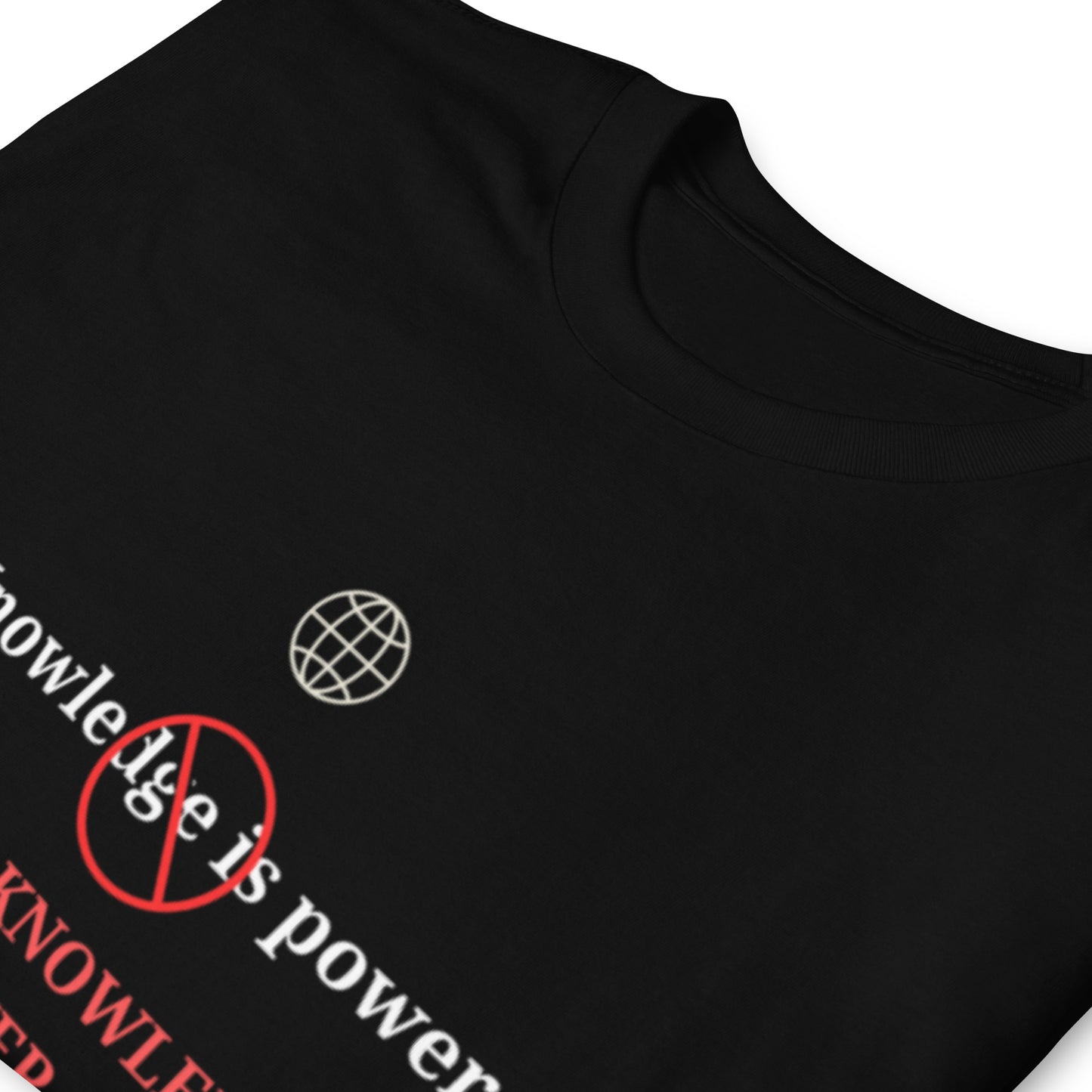 "Knowledge is power" black Short-Sleeve Tee-Shirt (red design)